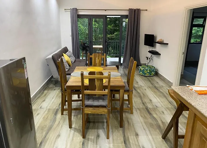 Jasmine Stay Self-Catering Apartments